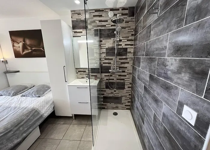 2 Couchage Cap D'agde Naturisme Cn040-633 *